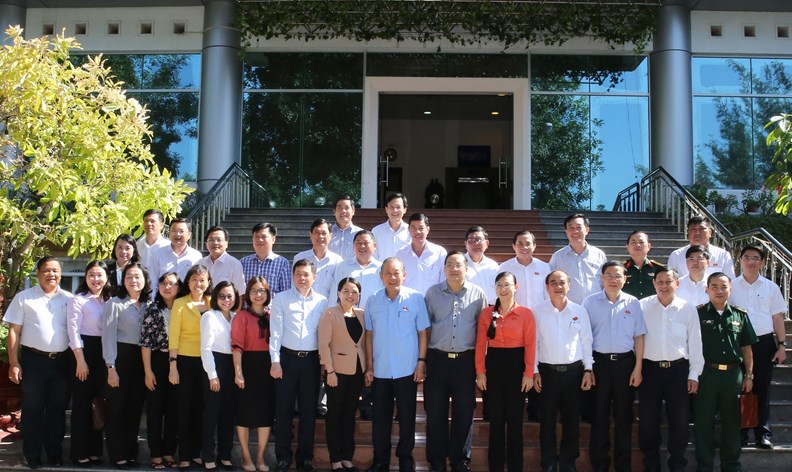 Phó Thủ tướng Thường trực Trương Hòa Bình tiếp xúc cử tri Long An - ảnh 2